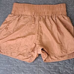 Automet shorts size mefium